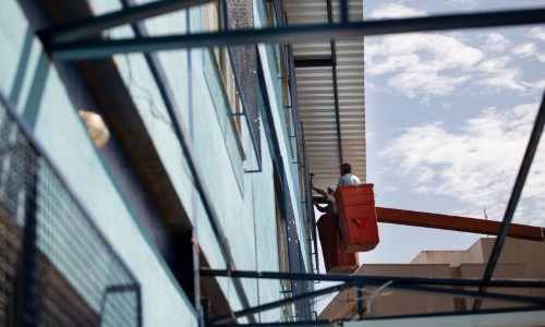 Escola afetada por fortes chuvas passa por obras em Volta Redonda